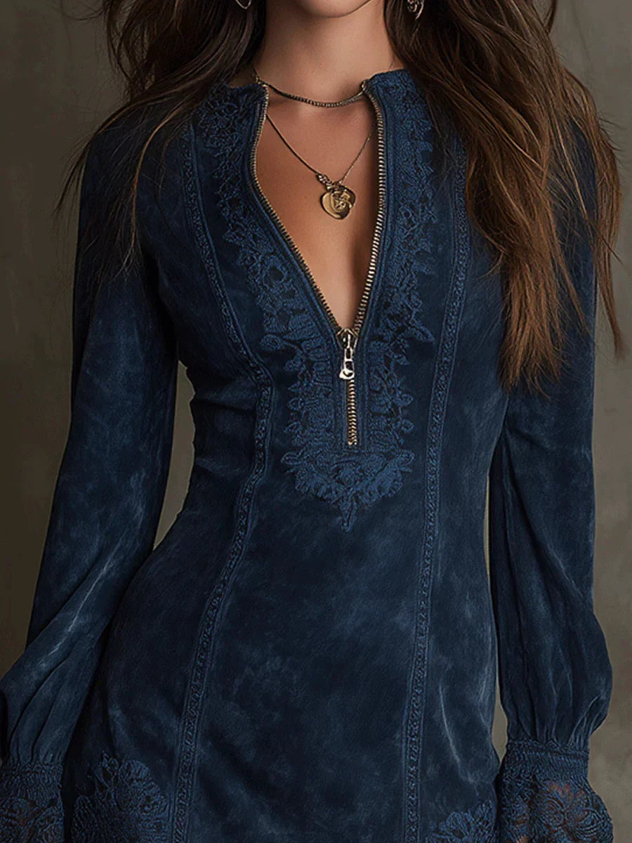 Rachel – Mini vestido de ante azul con encaje