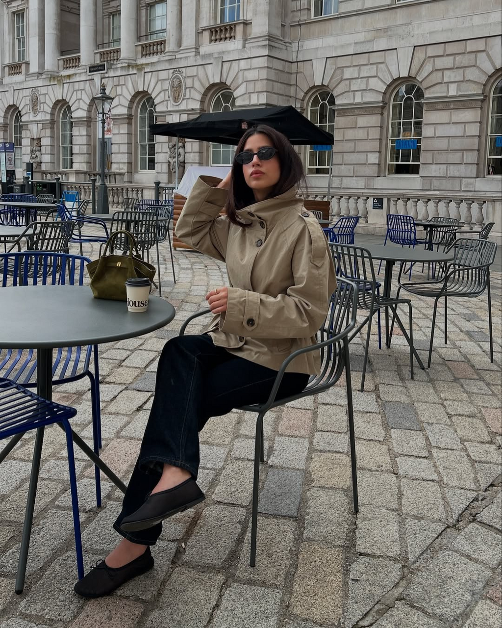 Millie – Trench corto para una elegancia otoñal sin esfuerzo