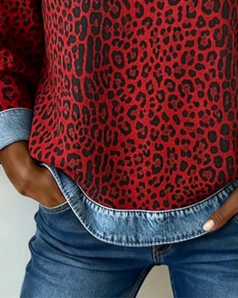 Suéter de denim patchwork con estampado de leopardo Lena