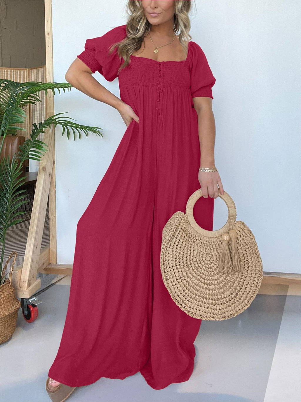 Laura - Mono de mujer con escote cuadrado