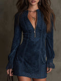 Rachel – Mini vestido de ante azul con encaje