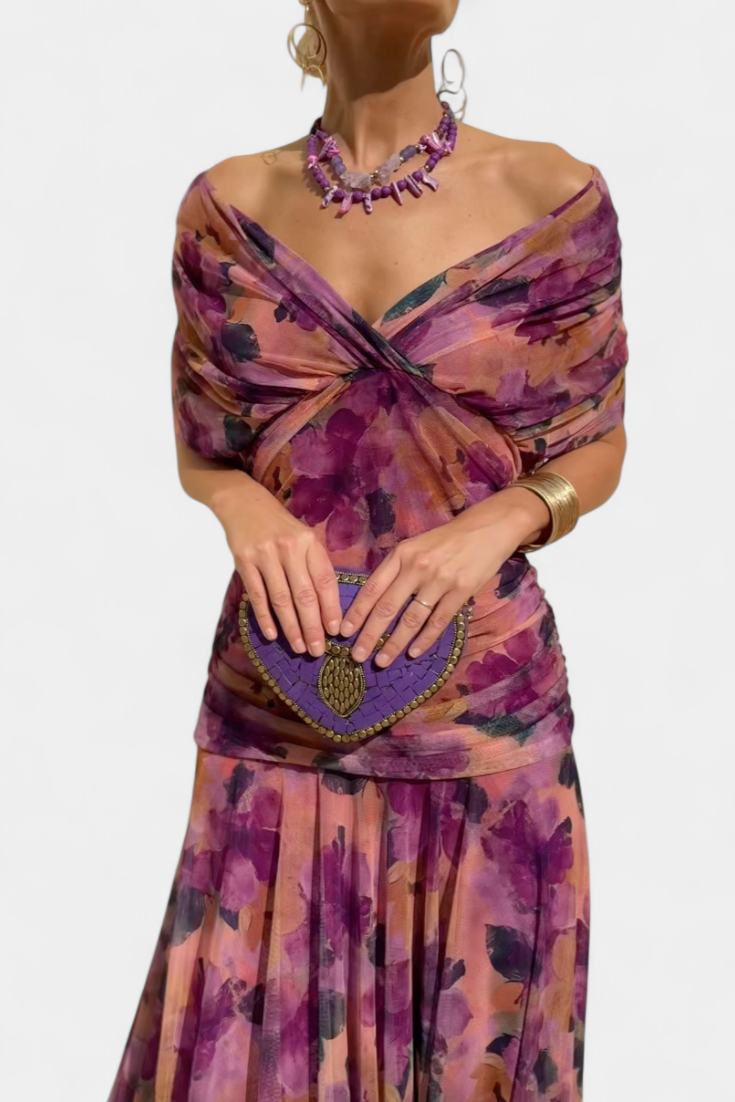 Eloria – Vestido plisado con estampado floral