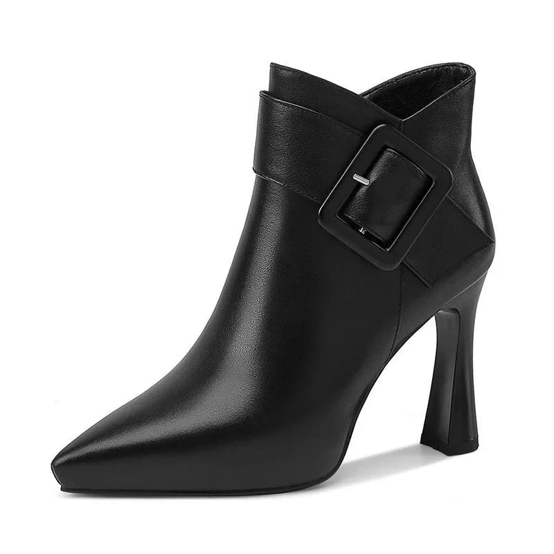 Aveline – Botas con hebilla de cuero sintético