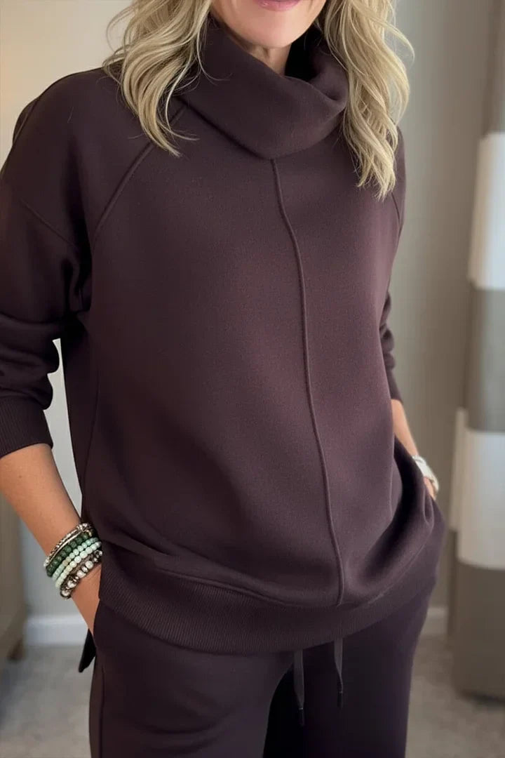 Quinn – Conjunto casual de dos piezas con cuello alto