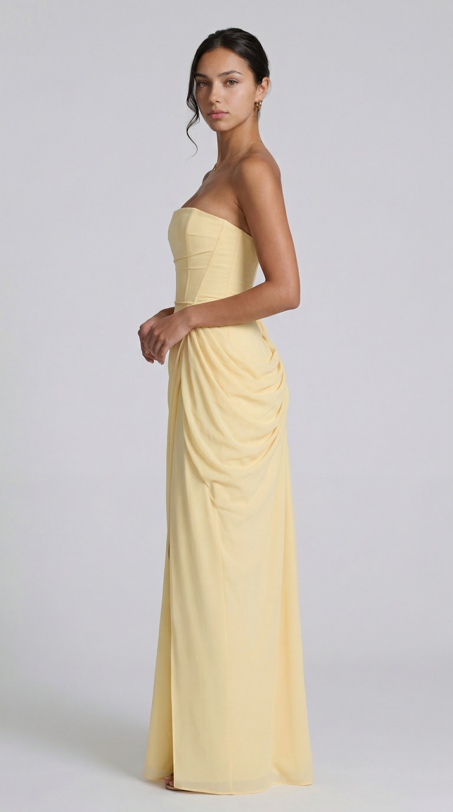Cyra – Vestido largo de chiffon sin tirantes