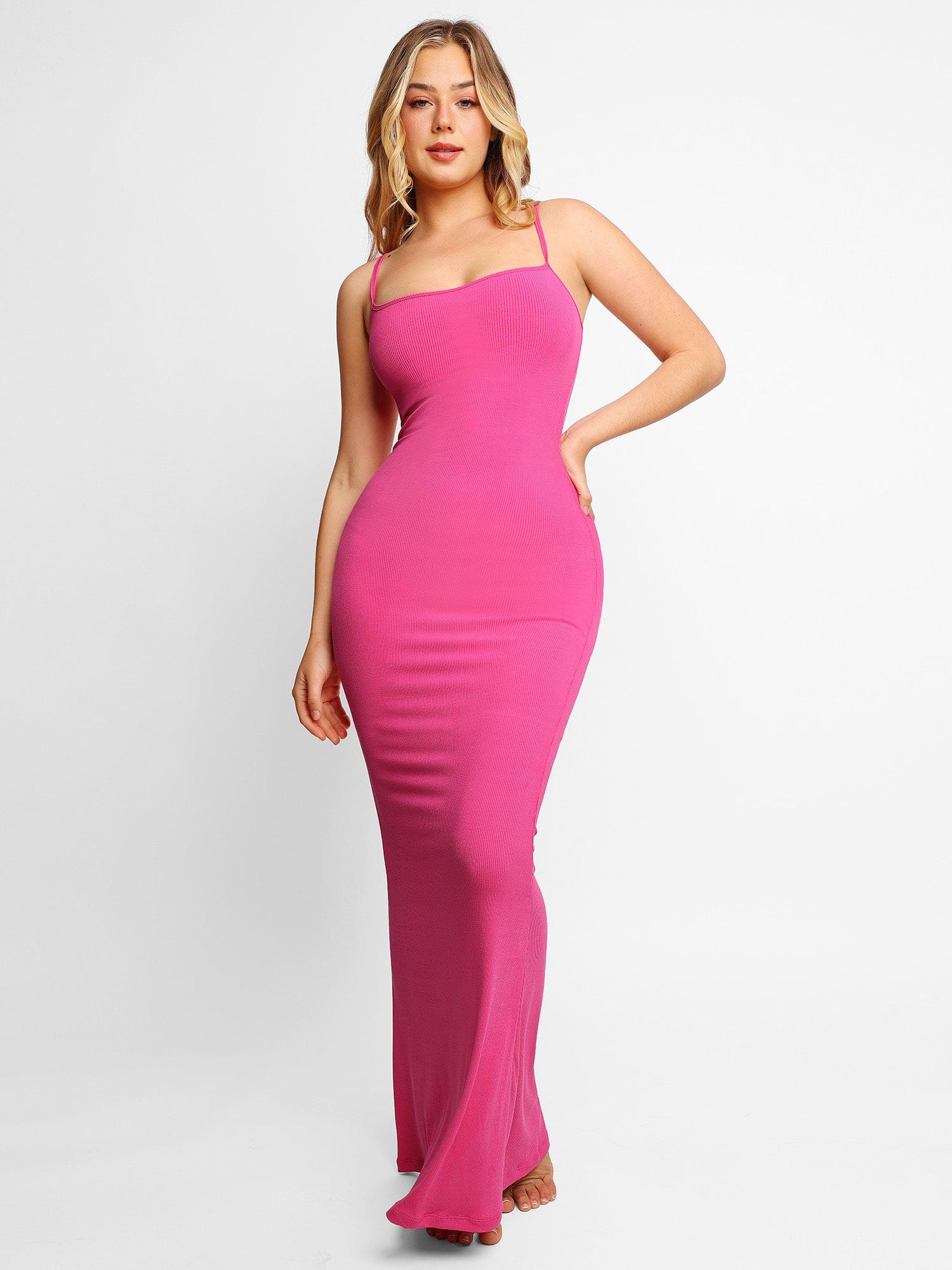 Elara – Vestido moldeador