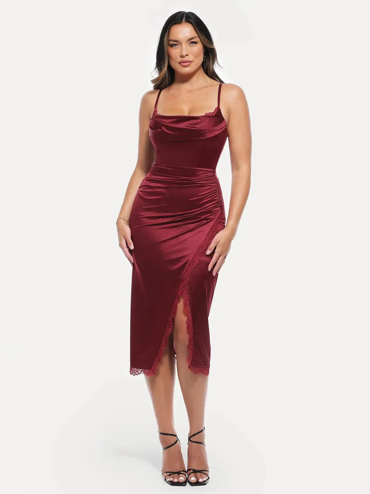 Valentina – Elegante vestido con corsé de encaje