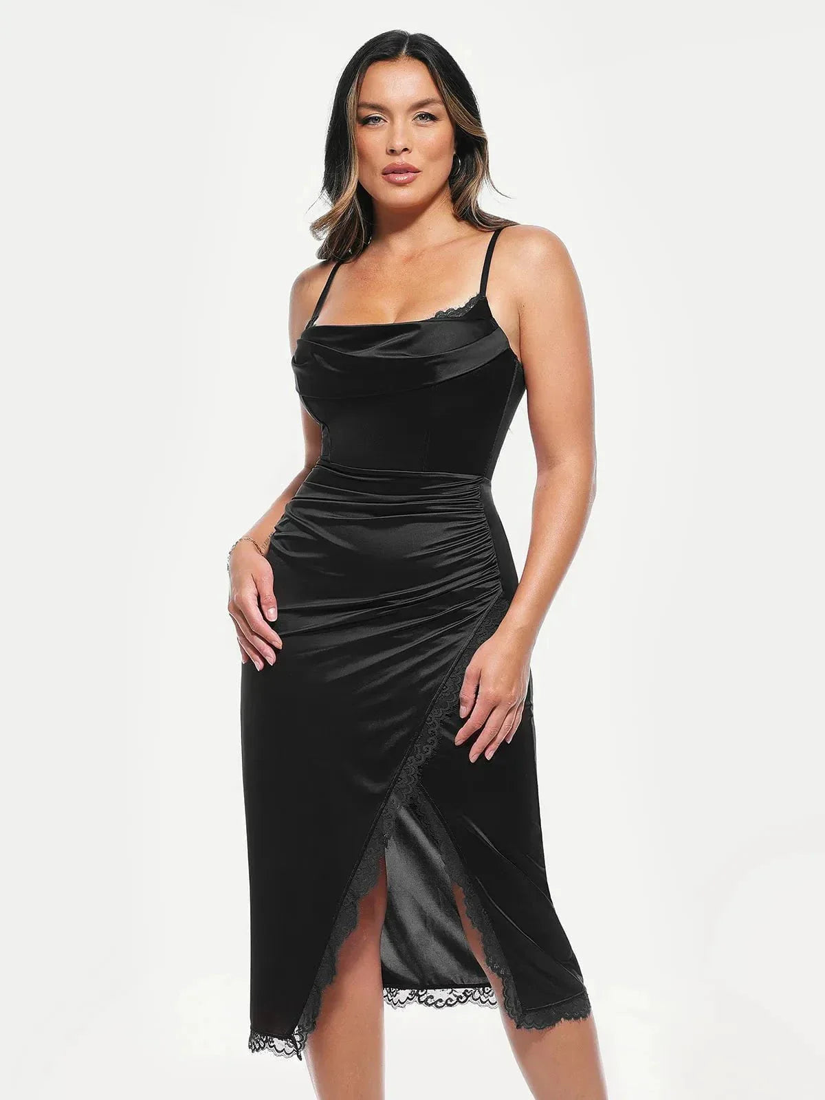 Valentina – Elegante vestido con corsé de encaje