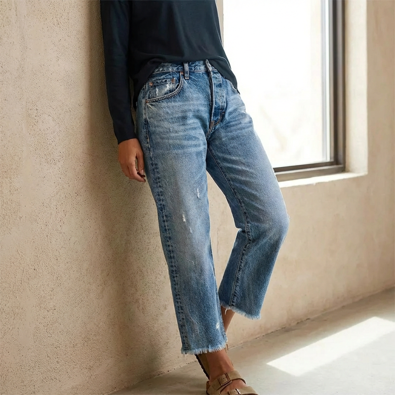 Avery – Jeans de pierna recta cortos en estilo retro